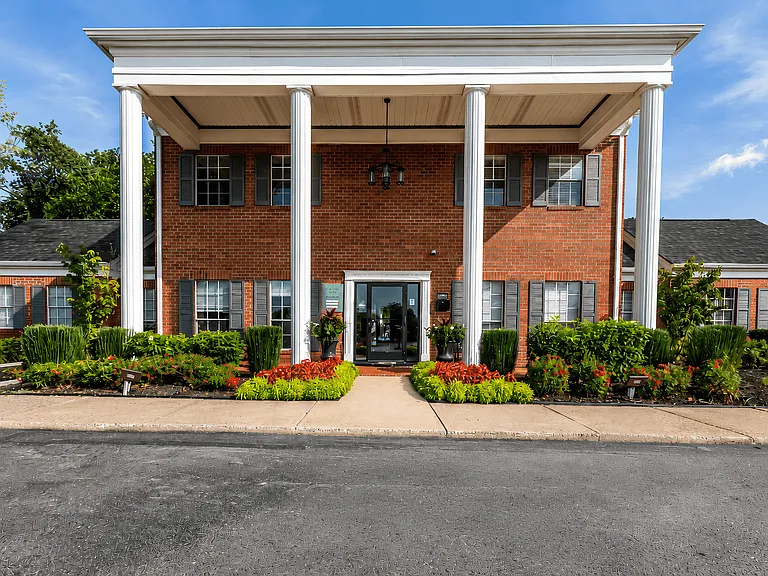 Littlestone Apartments — Photo 1
