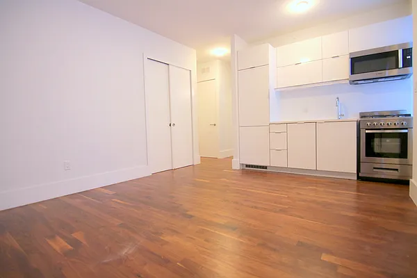 Rented by JK Dansar Corp | media 23