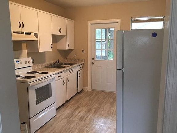 New Appliances in Kitchen