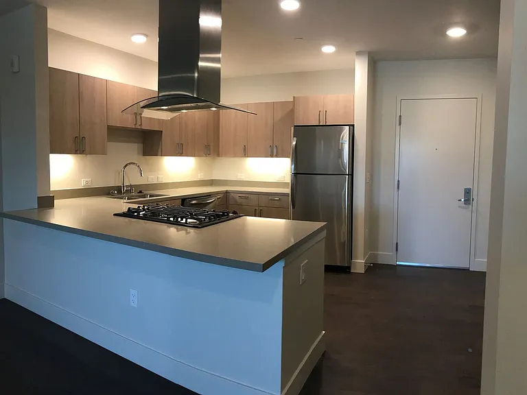 Latitude 37 — Photo 30