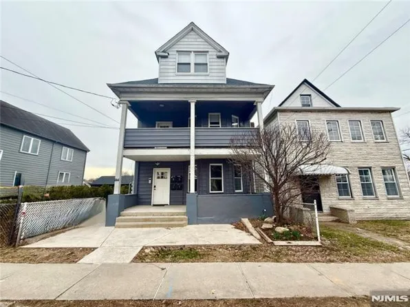 144 S Main St Floor 1, Lodi, NJ 07644