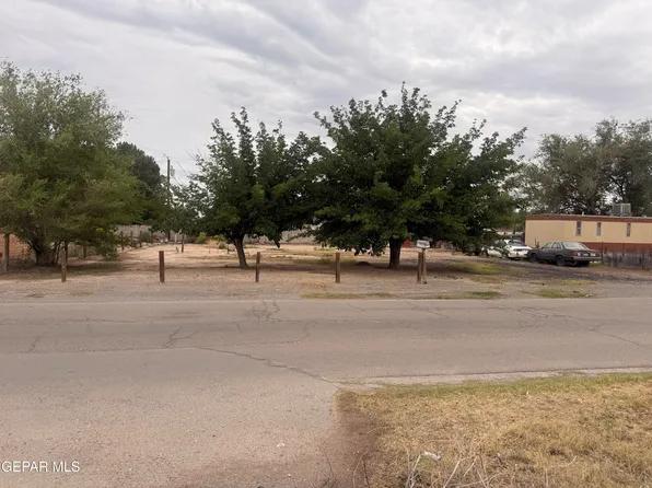 1043 Ada Ln, El Paso, TX 79932