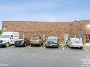 185 Wheeling Rd, Wheeling, IL 60090