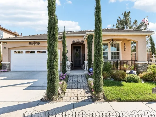 3077 Sun Delight Way, Hemet, CA 92545