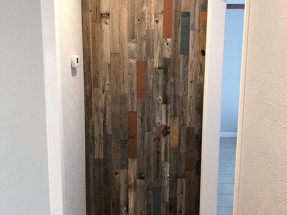 Foyer/Entry
