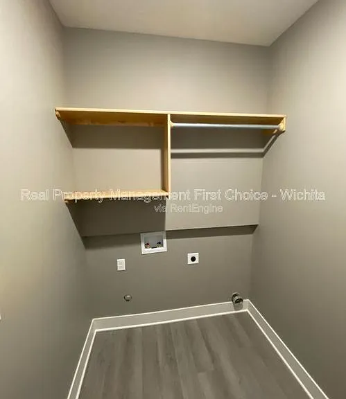3318 W 45th St S — Photo 14