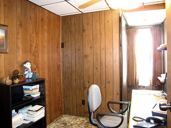 5th image of 825 Allens Ln