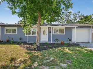 8110 Macoma Dr NE, Saint Petersburg, FL 33702