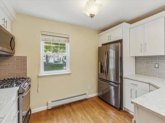 4th image of 134-2 Church St #2A