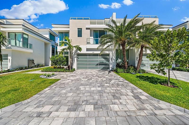 1st image of 415 Ocean One Ln