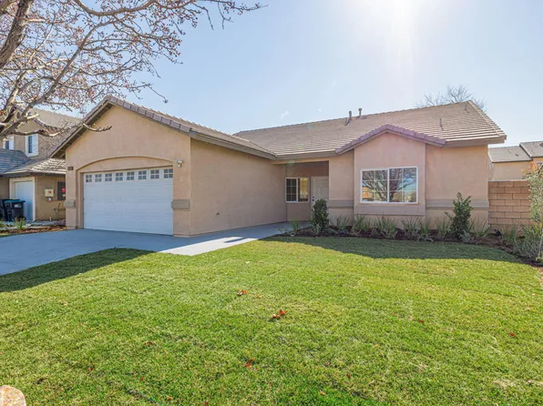 2036 E Jenner St, Lancaster, CA 93535