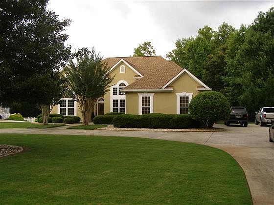 1st image of 770 White Oak Dr
