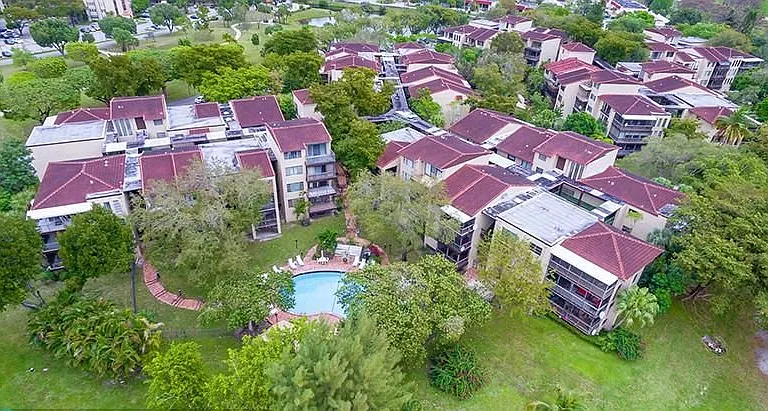 5961 N Falls Circle Dr #309 — Photo 10