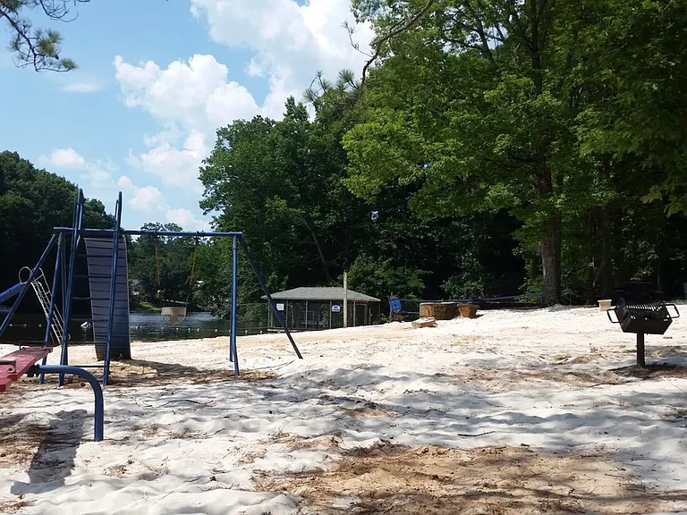 Lake Dr — Photo 14