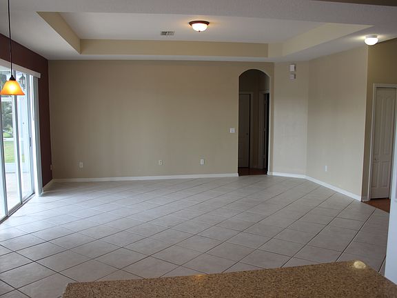4th image of 19909 Bluff Oak Blvd