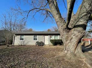 1602 Queens Way, Champaign, IL 61820