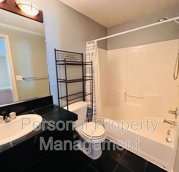 12607 NE 27th Way — Photo 19