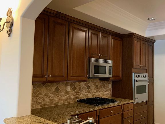 5th image of 10640 Woodbridge St APT 106