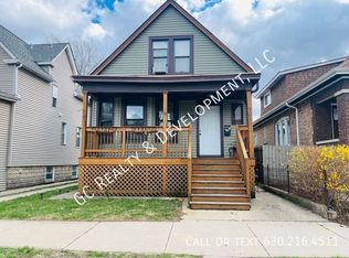 5709 W Dakin St, Chicago, IL 60634