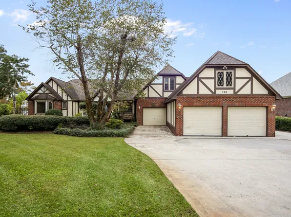 138 White Oak Bluff Rd, Stella, NC 28582