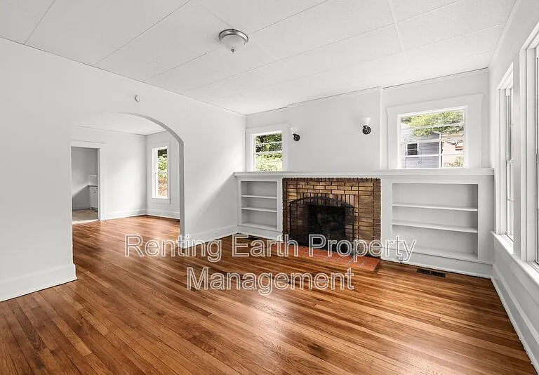 5316 Court I — Photo 3