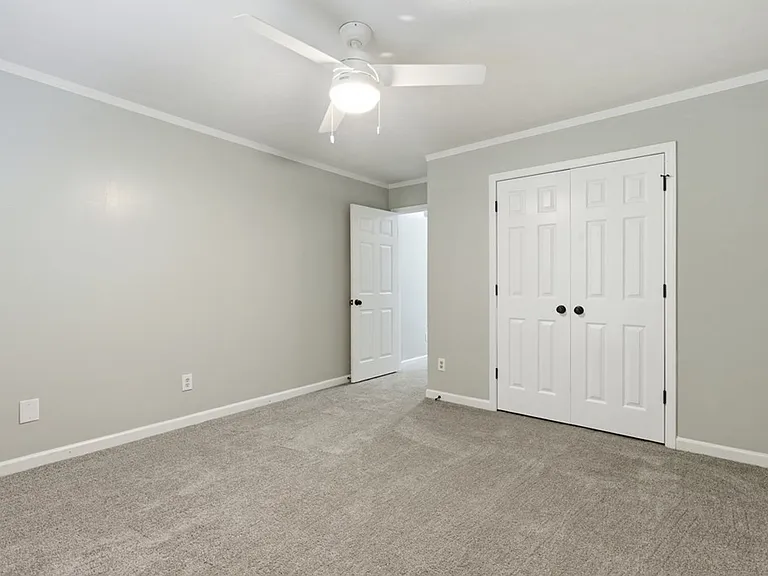 867 Lismore Dr — Photo 18