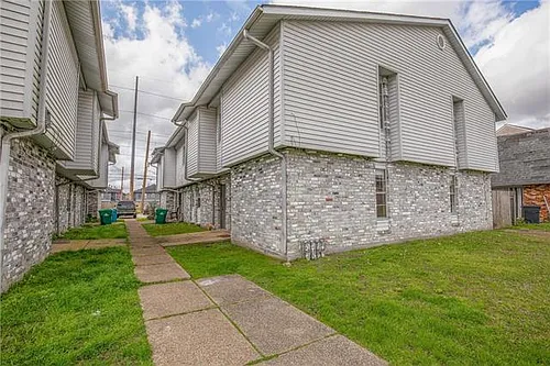 56 Brandon Hall Dr #C Photo 1 56 Brandon Hall Dr #C Photo 1