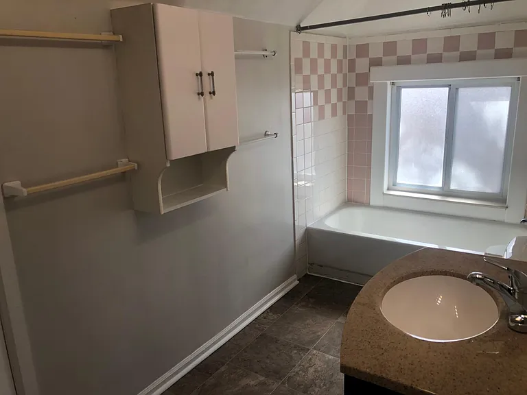 245 N Sherman St #B — Photo 22