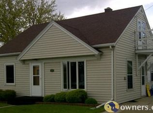 327 N Liberty St, Valders, WI 54245
