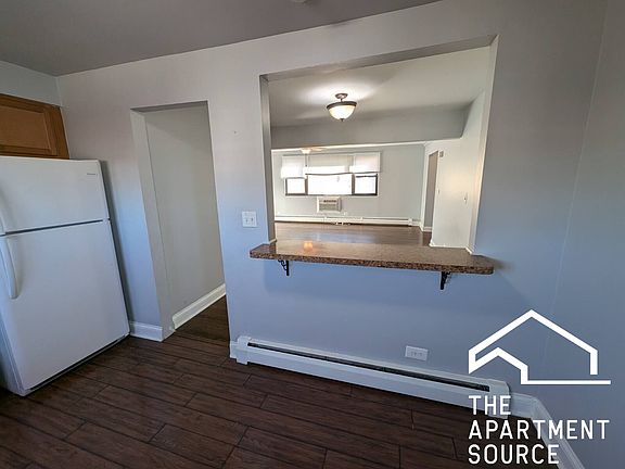 3rd image of 9012 Lamon Ave APT Gw