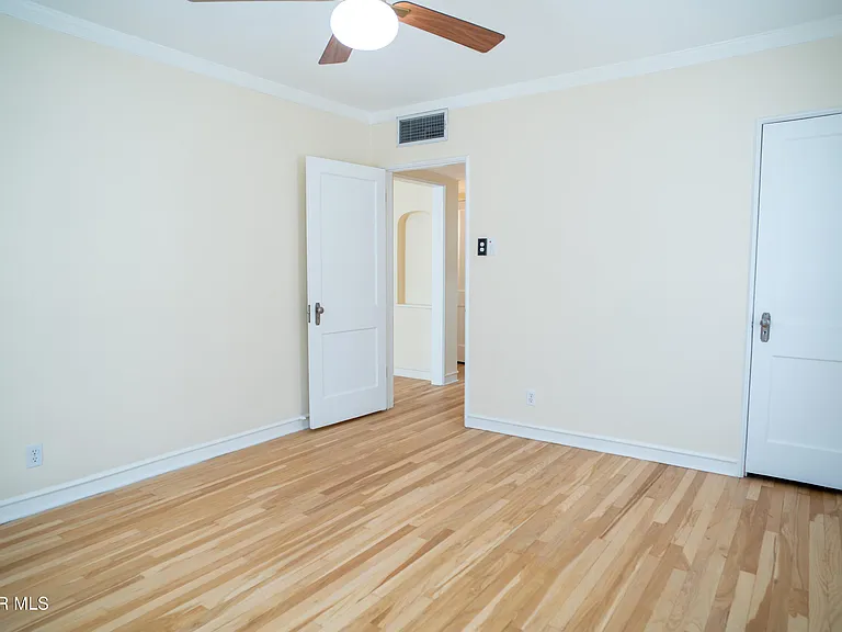 1211 Mesita Dr — Photo 26