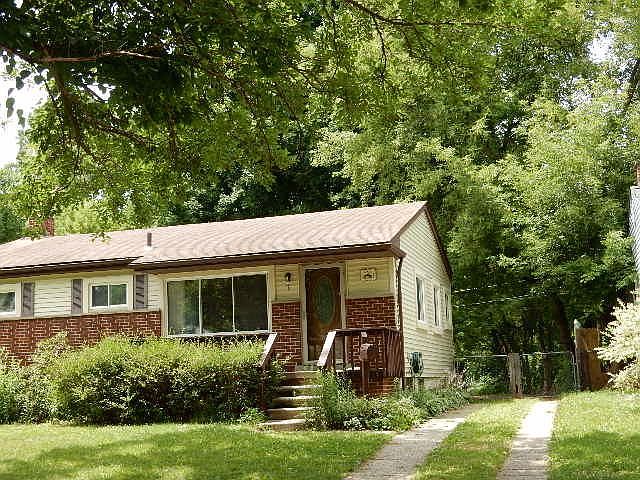 2nd image of 18411 Poinciana