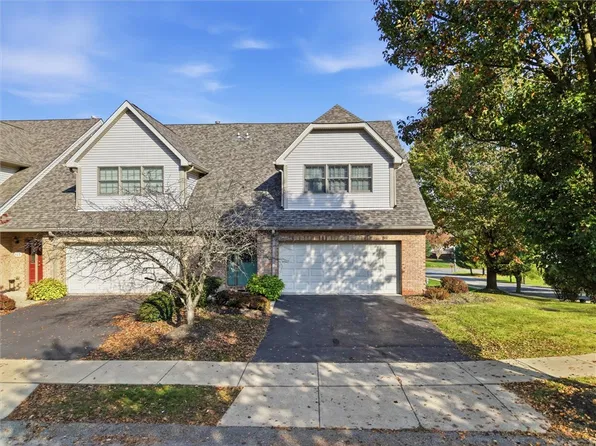 101 Woodcrest Dr, Coraopolis, PA 15108