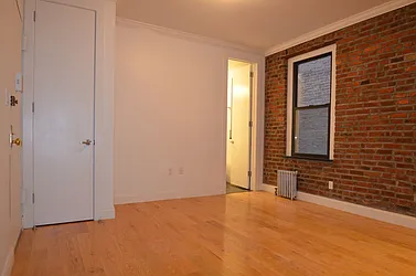 Rented by CITY SKYLINE REALTY INC