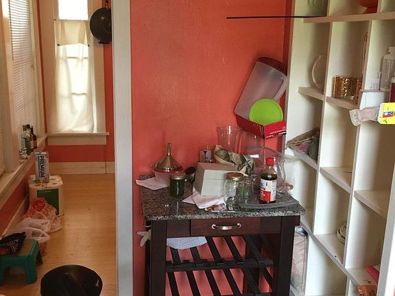 4th image of 1406 C St APT 7