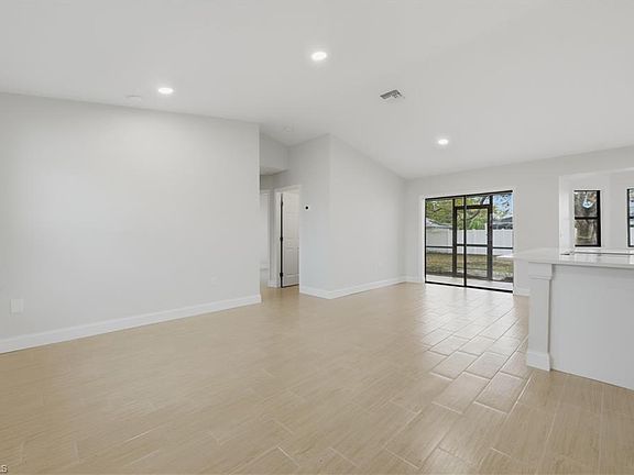 3rd image of 306 SE 18th TER