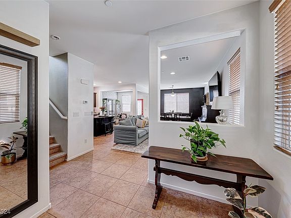 5th image of 1077 Cactus Rock St