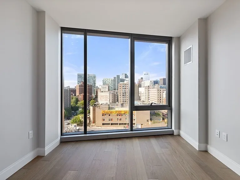 100 Shawmut Ave #1005 — Photo 23
