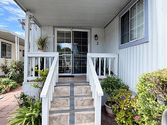 2nd image of 2855 Senter Rd #3
