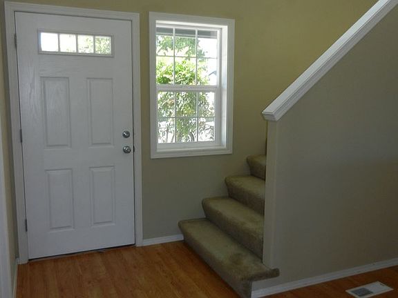 2nd image of 4009 NE 166th Ave