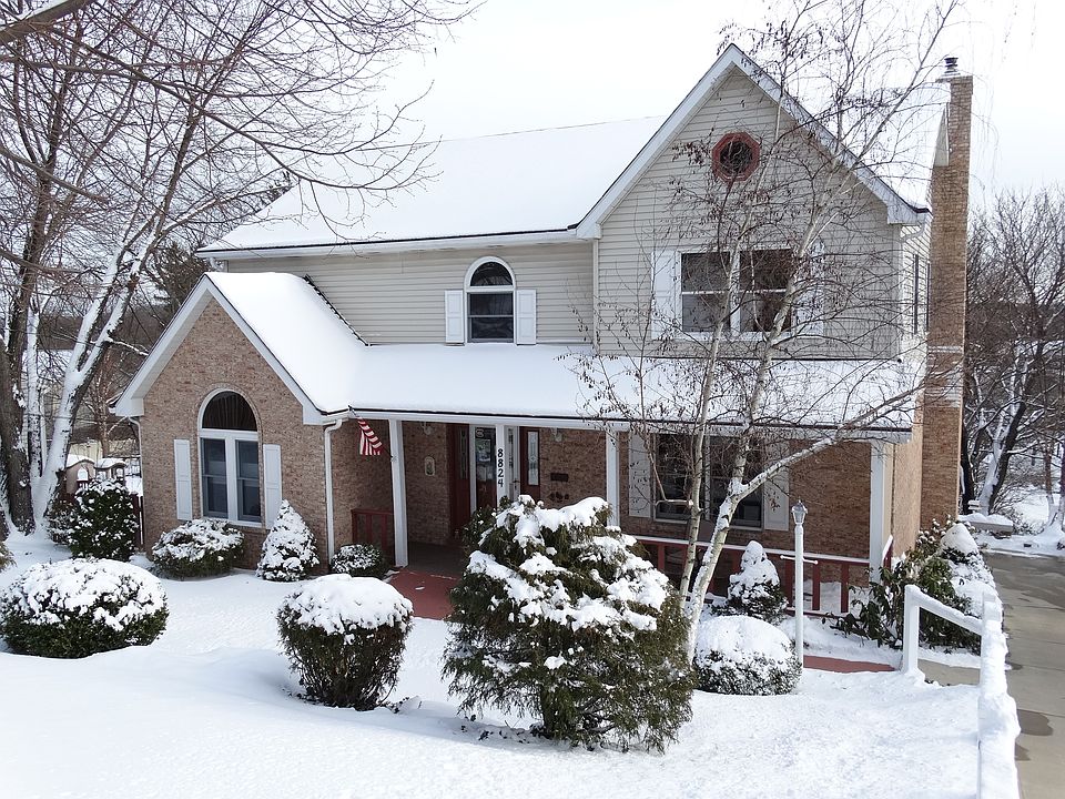 8824 Maple St,  NA Schools