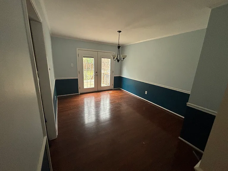 1568 S Coventry Ln — Photo 5