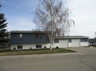 801 24th St E, Williston, ND 58801