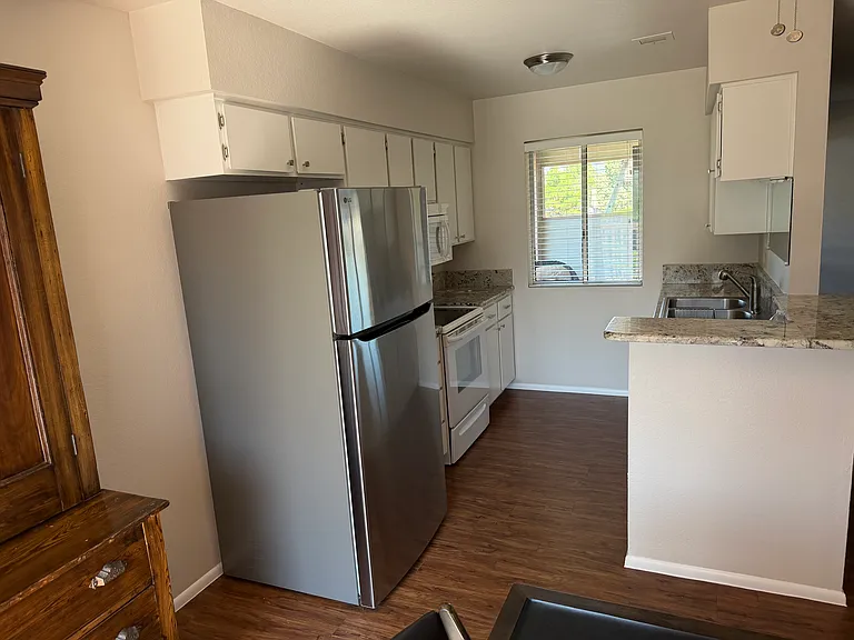Shoshone Dr — Photo 2