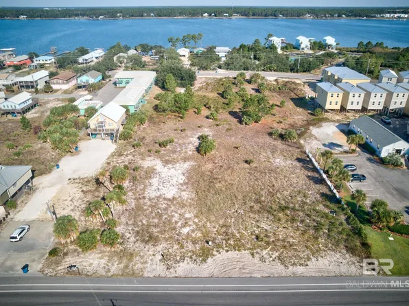 975 W Lagoon Ave, Gulf Shores, AL 36542