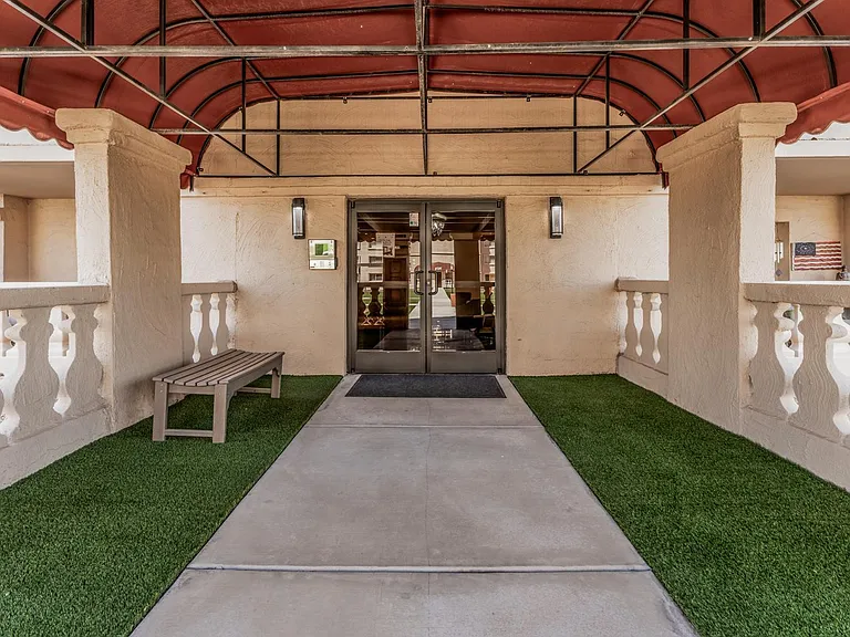 7950 E Camelback Rd #305 — Photo 32