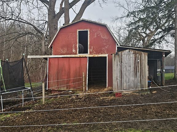 5th image of 8119 Dutch Street Rd