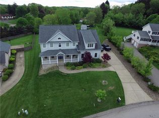 113 Belleshire Dr, Butler, PA 16001