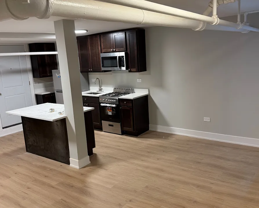 1508 W Fargo Ave #6-G