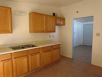 3rd image of 218 S Avenue B